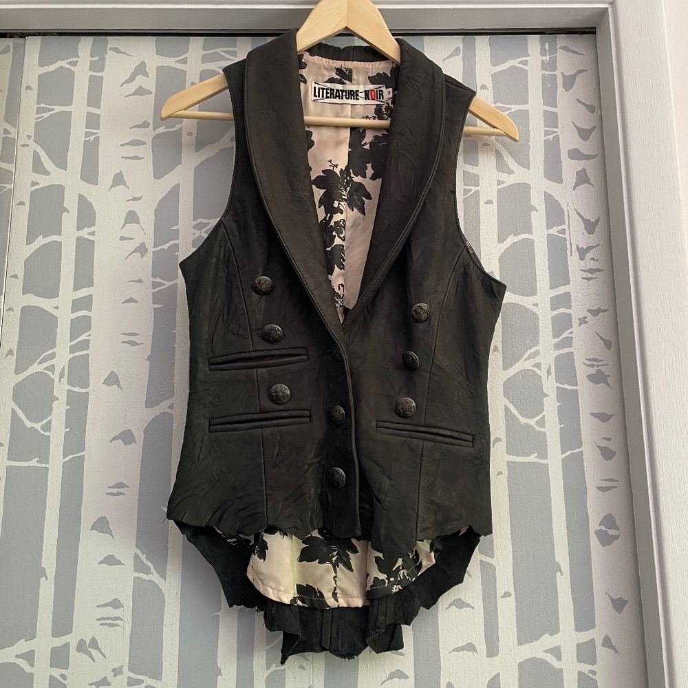 LITERATURE NOIR Black Leather Double Breasted Lined Vest size Medium